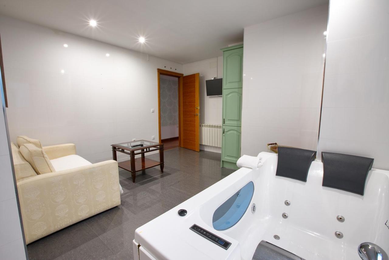 קואנקה Apartamentos Chvictoria מראה חיצוני תמונה