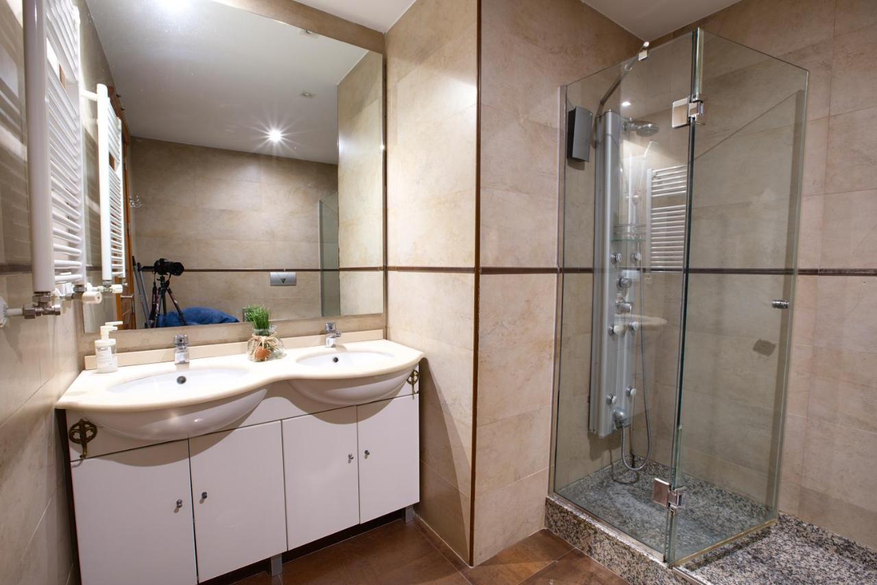 קואנקה Apartamentos Chvictoria מראה חיצוני תמונה