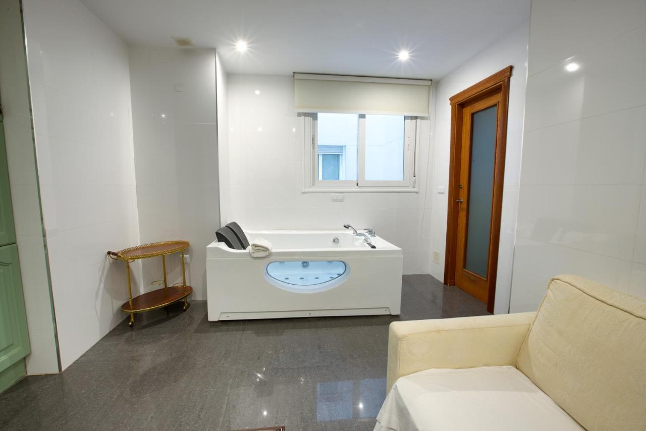 קואנקה Apartamentos Chvictoria מראה חיצוני תמונה